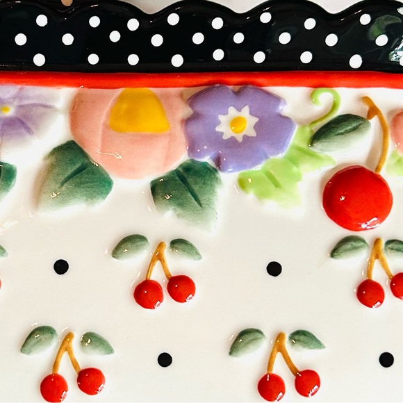 Mary Engelbreit OH SO BREIT BASKET Cherry Red and White Ceramic basket Signed - Picture 6 of 11